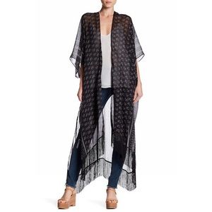 ❗️SOLD❗️FreePress Paisley Open Front Fringe Duster
